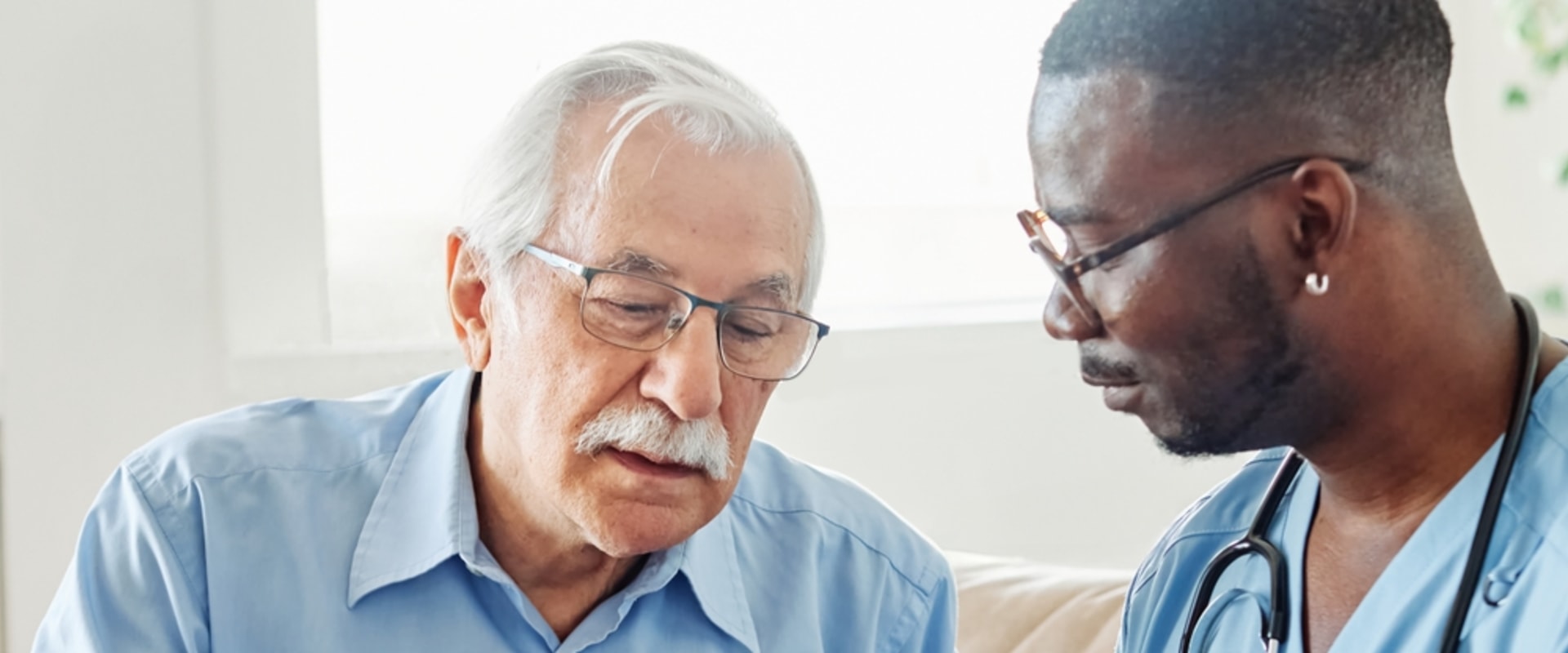 What are the responsibilities of a home health aide?