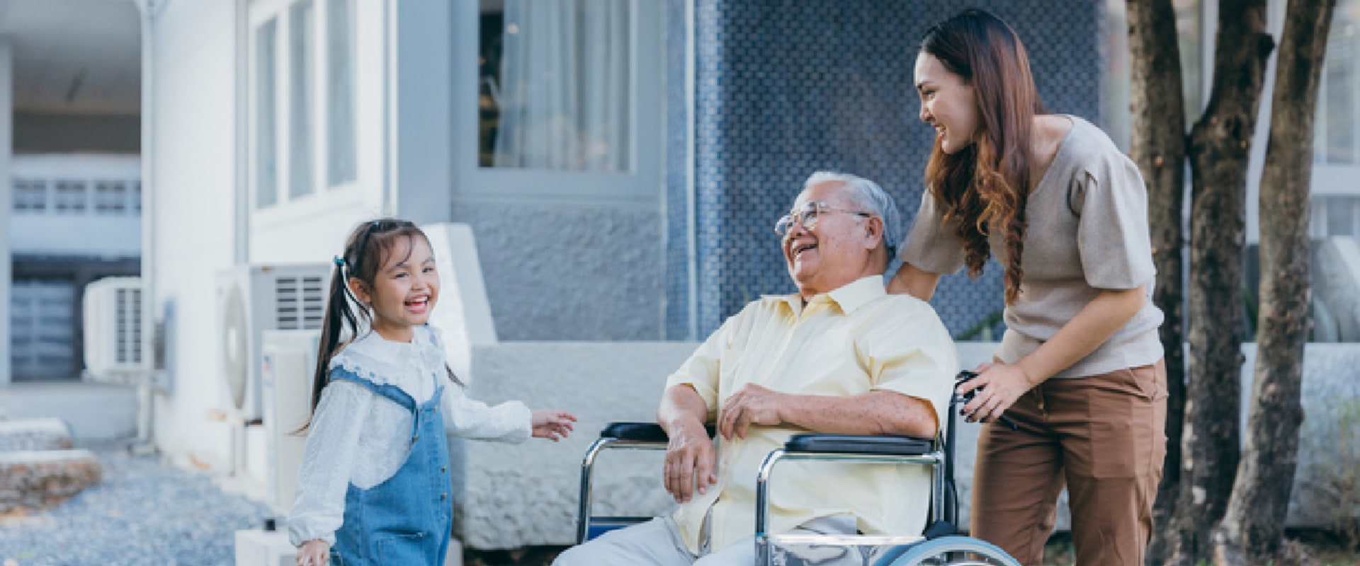 Will insurance pay a family member to be a caregiver?